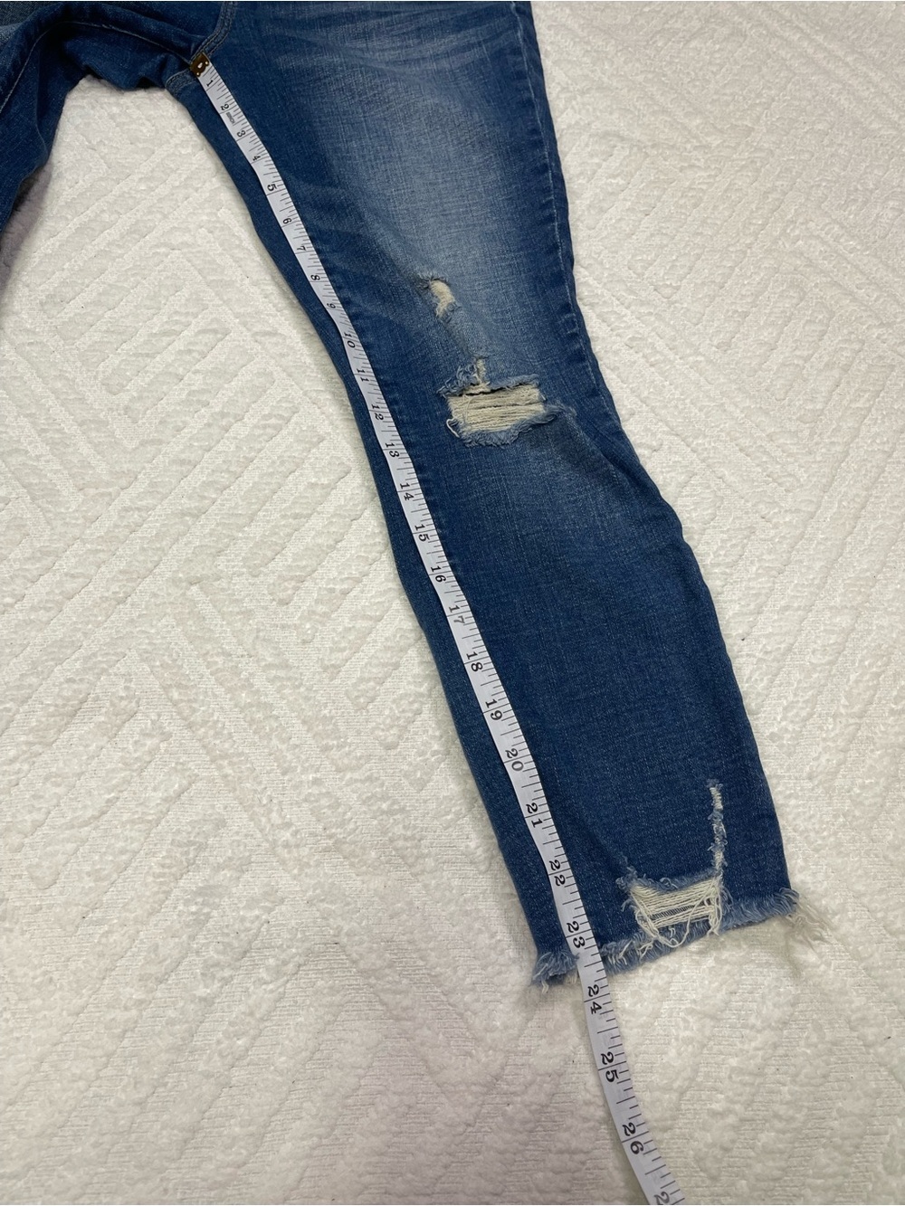 Abercrombie & Fitch Curvy High Rise Distressed Skinny Blue Jeans Size 27 Short - Picture 13 of 14